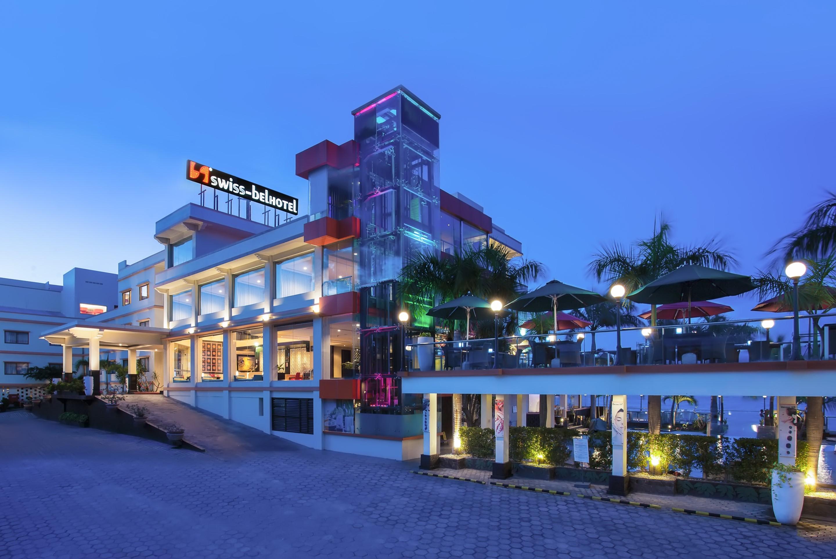 帕卢瑞雅酒店 外观 照片